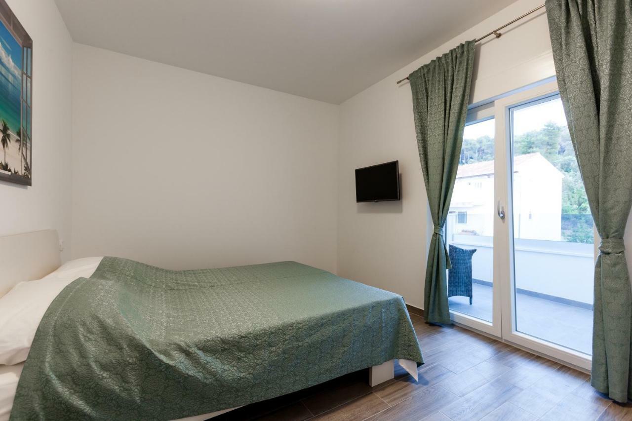 Luxury Villa Aria, Apartment Trogir Exterior foto